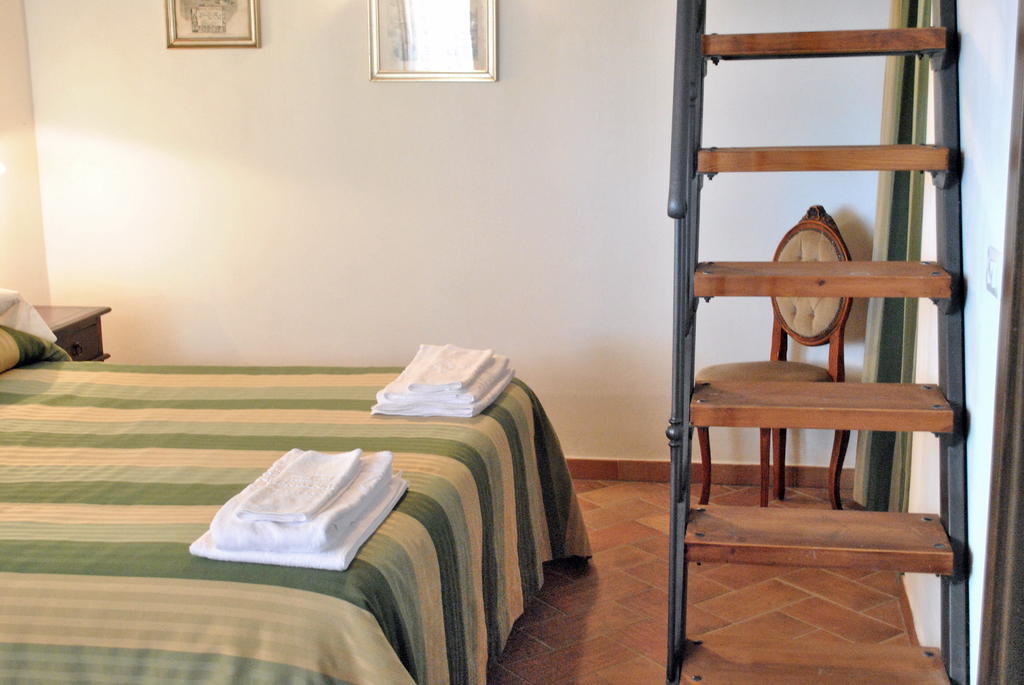 Agriturismo Il Puntoncino Марсилиана Стая снимка